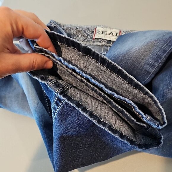 Ariat 30x32 Dark Wash Boot Cut Women's Jeans - Picture 11 of 11